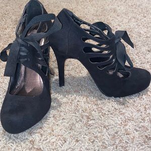 Worn twice, black, faux-suede heels with bow detail